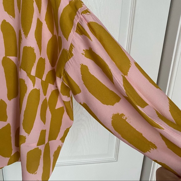 CONTRASTING PEBBLE PRINT SHIRT BLOUSE BY DIXIE - Picture 7 of 9